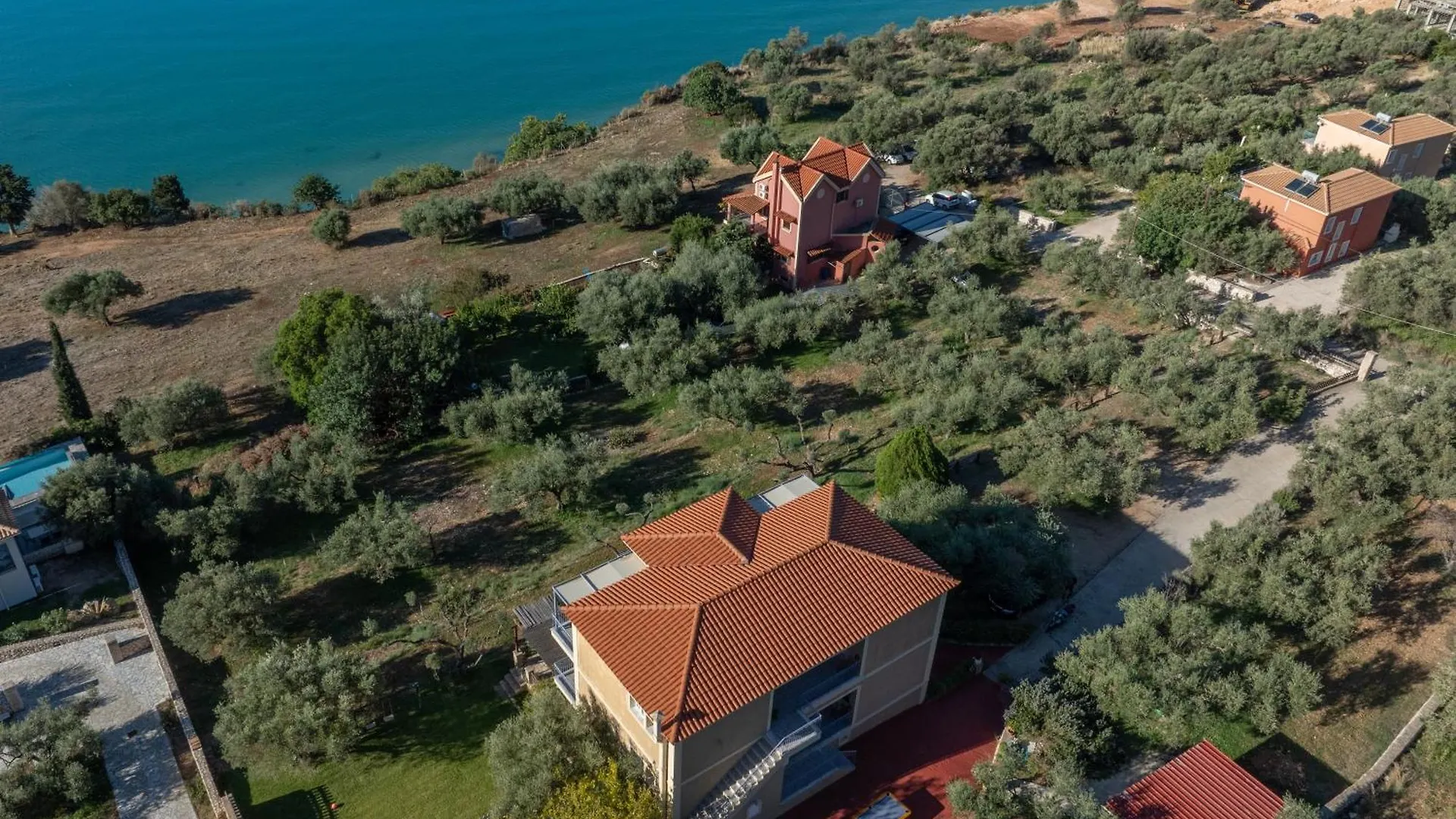 Δελφίνια Διαμέρισμα Βλαχάτα 0*,