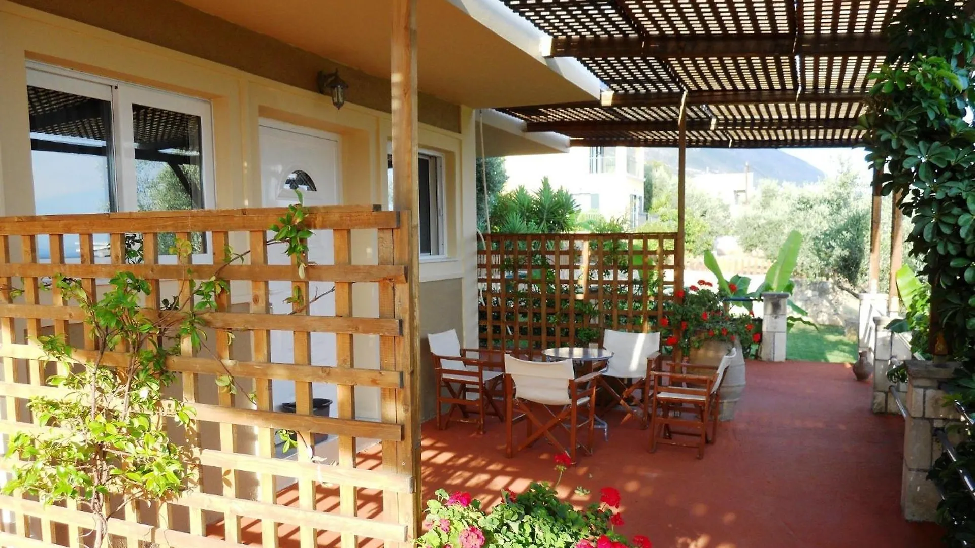 Delfinia Apartment Vlachata Greece