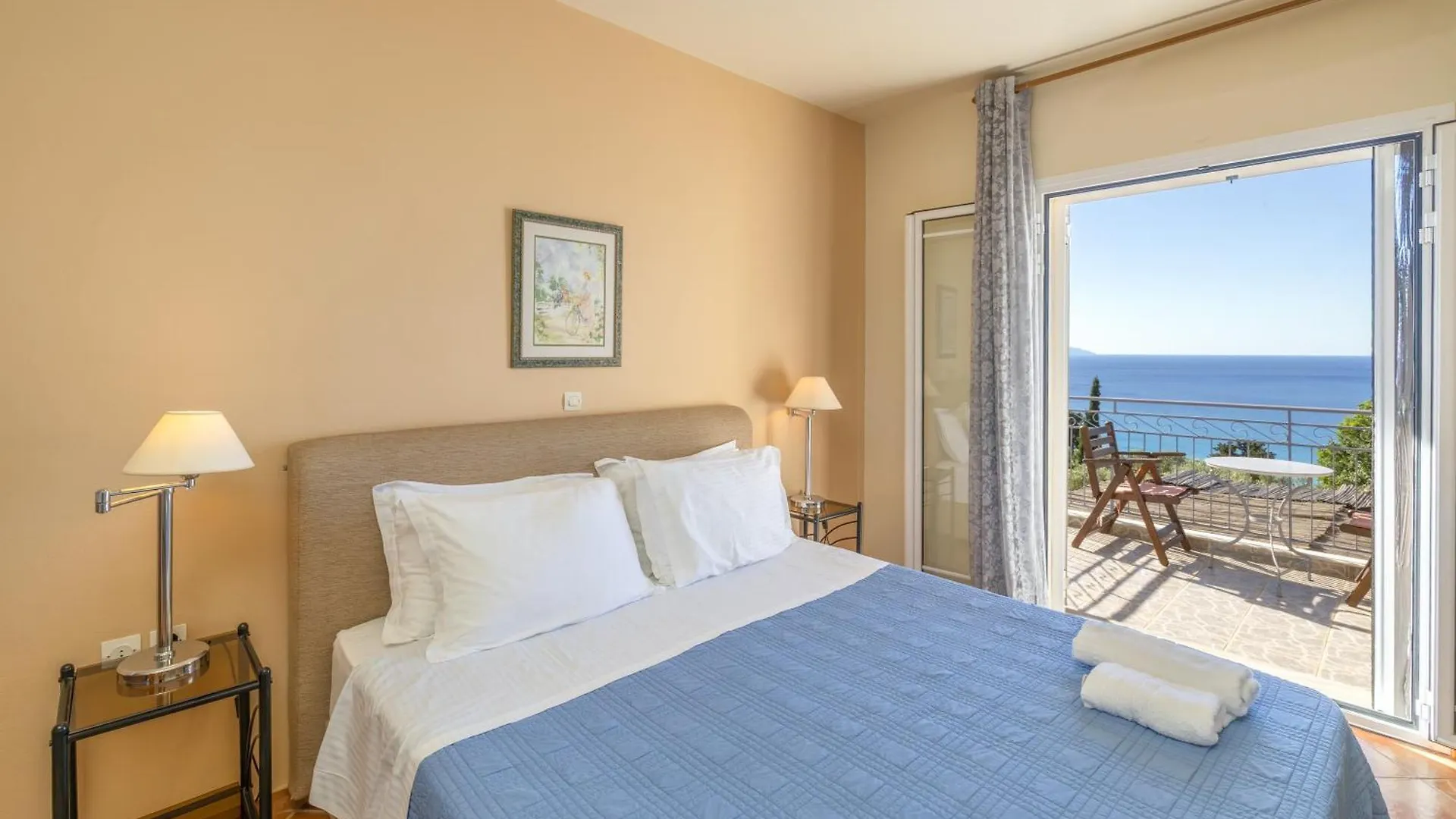 Delfinia Apartment Vlachata Greece