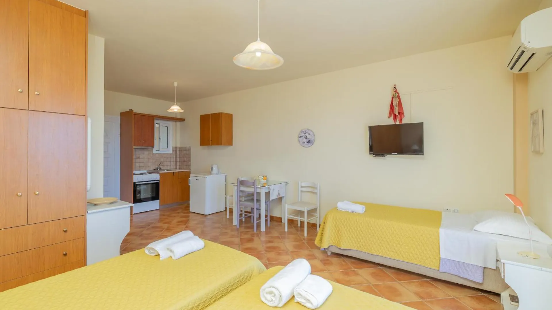 Delfinia Apartment Vlachata Greece