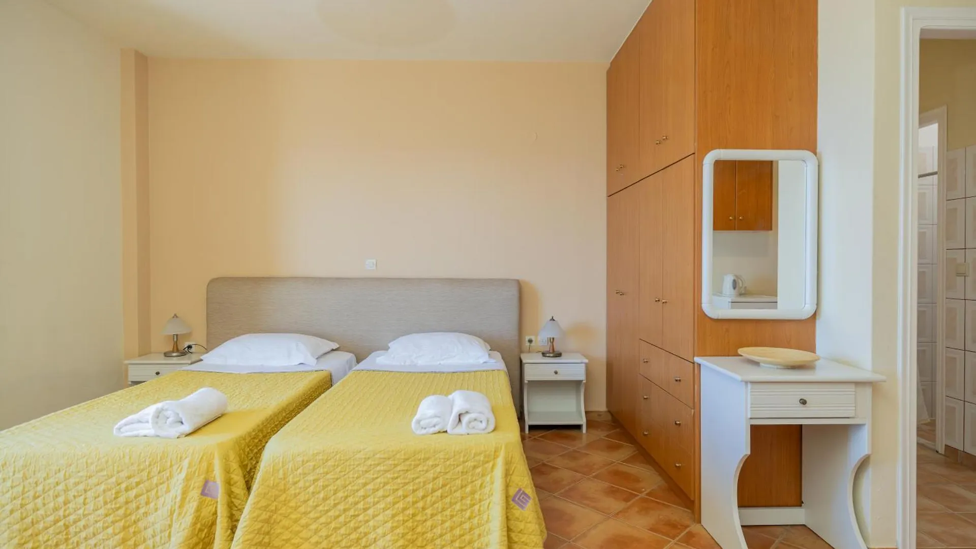 Delfinia Apartment Vlachata